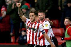 谢菲联进升超赛决赛！总比分6-0布里斯托尔城，马奎尔现场观战激情四溢