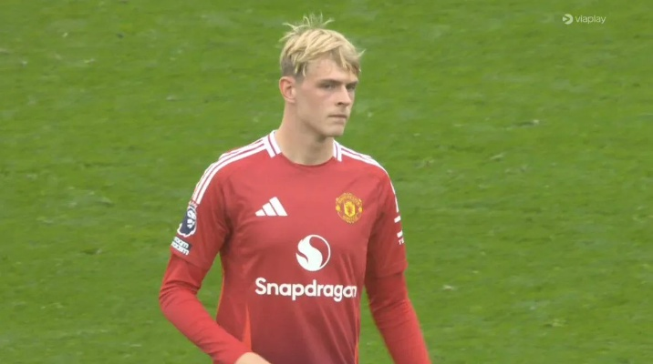 曼联今日训练遇波折，约罗、德里赫特缺席，球队备战策略待调整