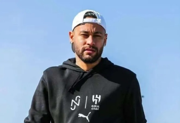 内马尔王者归来！拉菲尼亚告别10号战袍，巴西国家队迎来新篇章